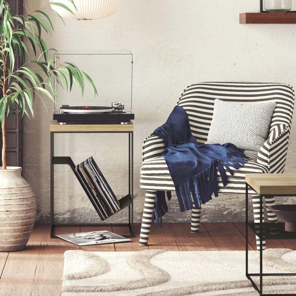 Neely Side Table with Effie Chair v2